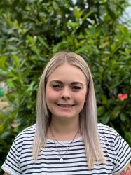 Stellvertretende Leitung Freyja Esser