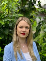 Mitarbeiterin Naomi Hohn